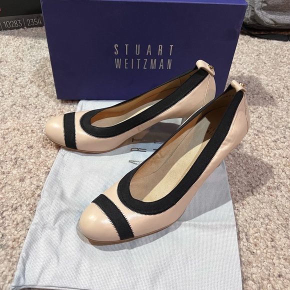 Stuart Weitzman Easily Elastic Leather Pan Nappa Pumps - Picture 9 of 16